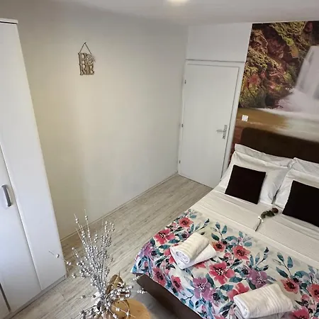 Zigana Apartment *